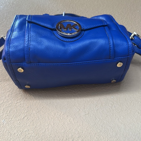 MICHAEL KORS BLUE LEATHER SATCHEL PURSE HANDBAG . - Picture 4 of 12